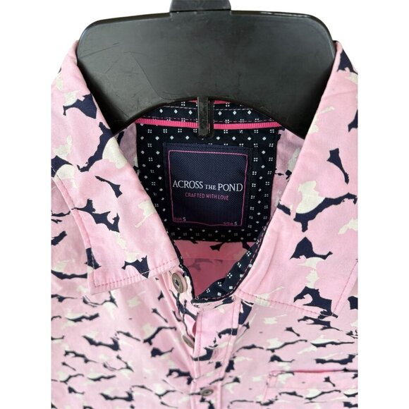 Acreoss the pond Mens Pink Short Sleeve Shirt With Abstract Print Size S - Picture 6 of 6